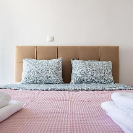 Renovated Apartment 5Min From Subway Station 'Attiki' Athén Kültér fotó